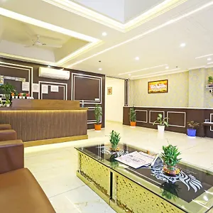 4* Отель Decent - Delhi Airport