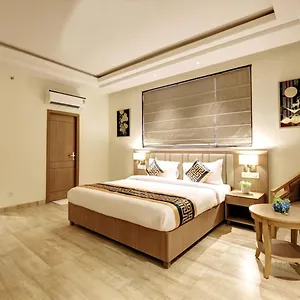 4* Отель King Delhi Airport