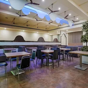 Hotel Aerotech Plaza, New Delhi